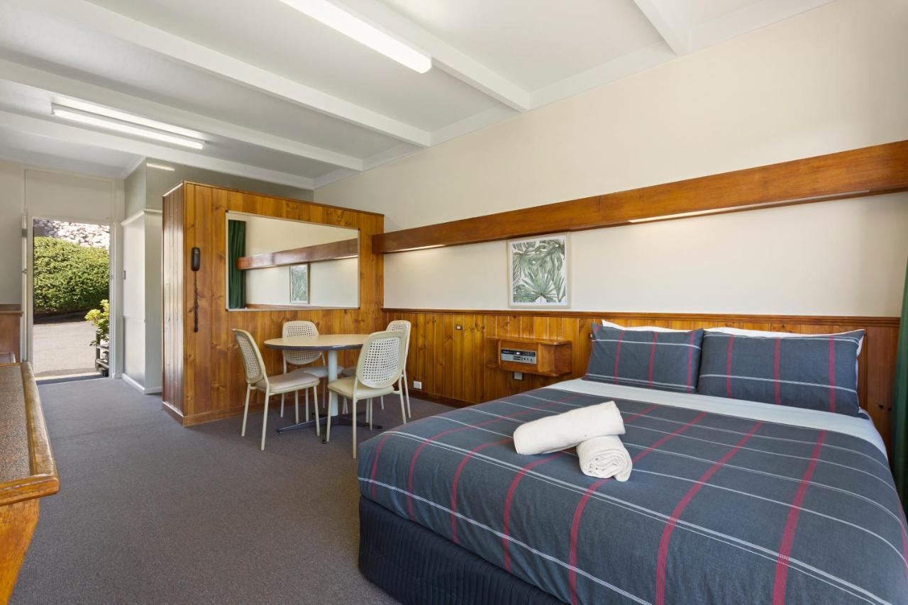 Village Family Motor Inn Launceston Extérieur photo